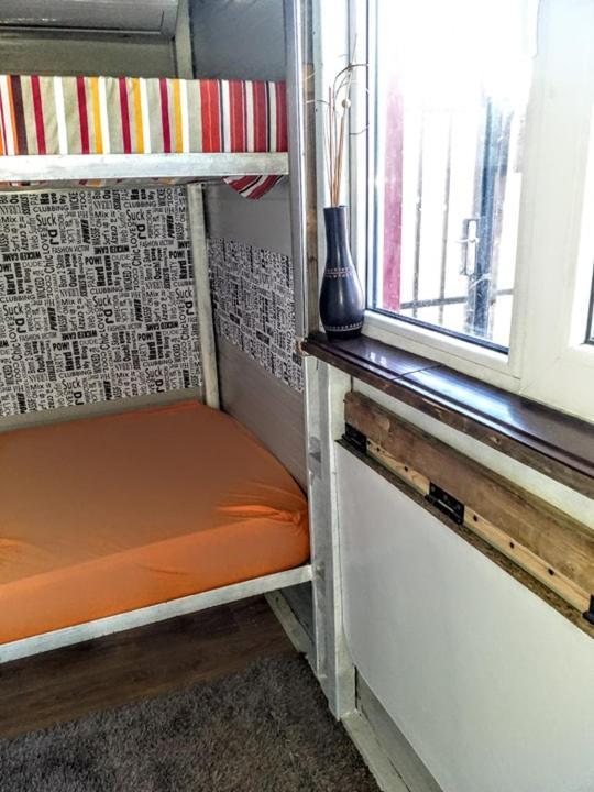 Two Rooms Cabin House بوخارست المظهر الخارجي الصورة