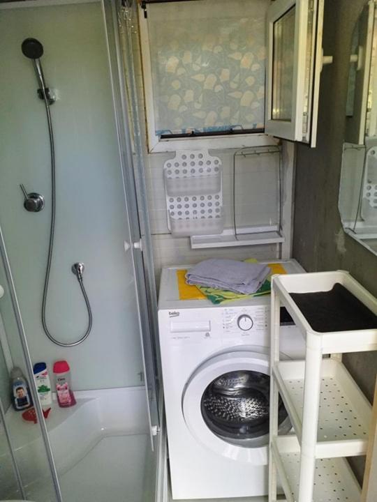 Two Rooms Cabin House بوخارست المظهر الخارجي الصورة